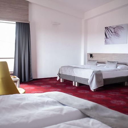 Hotel Tammel Jicin Luaran gambar