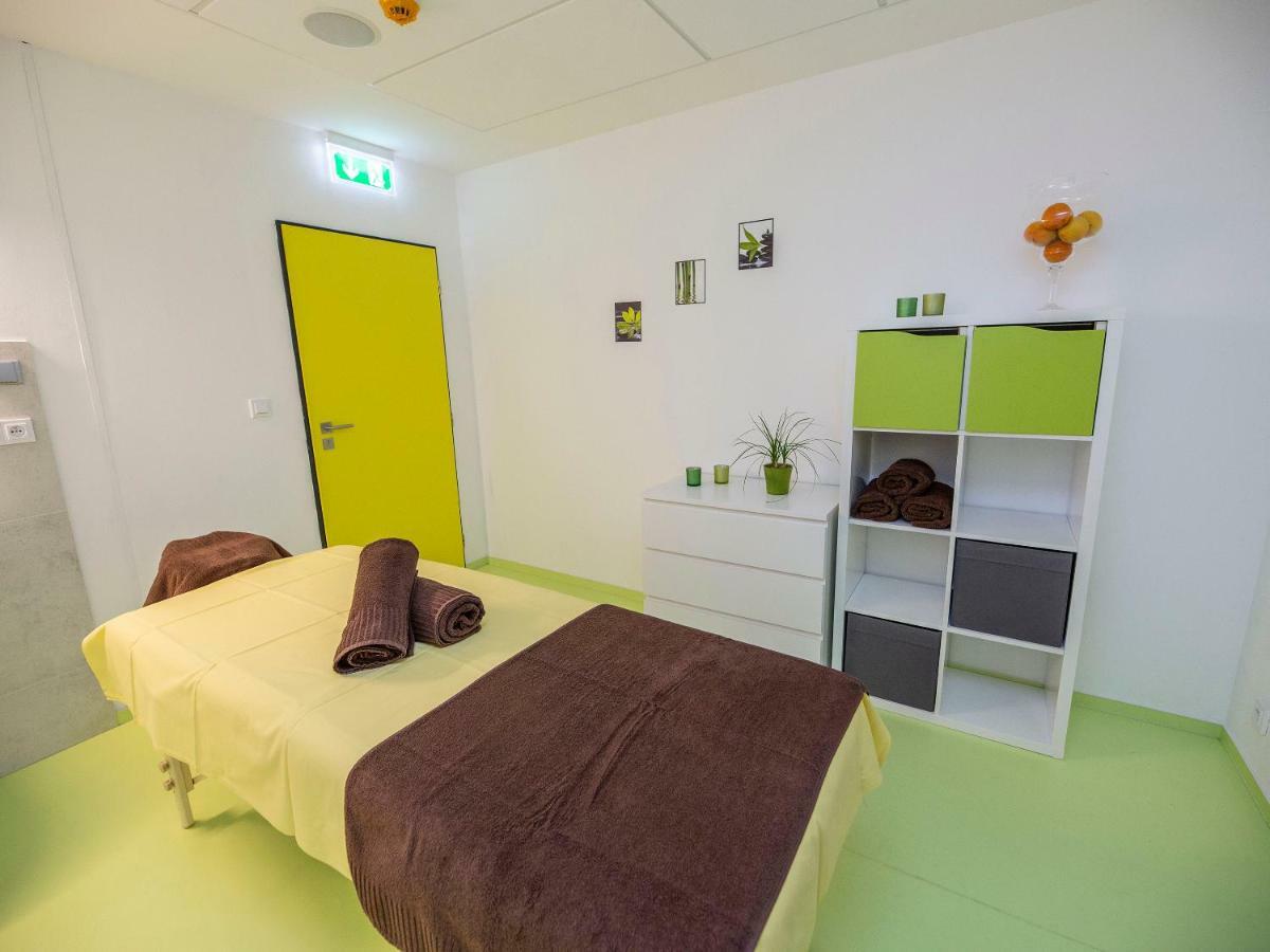 Hotel Tammel Jicin Luaran gambar
